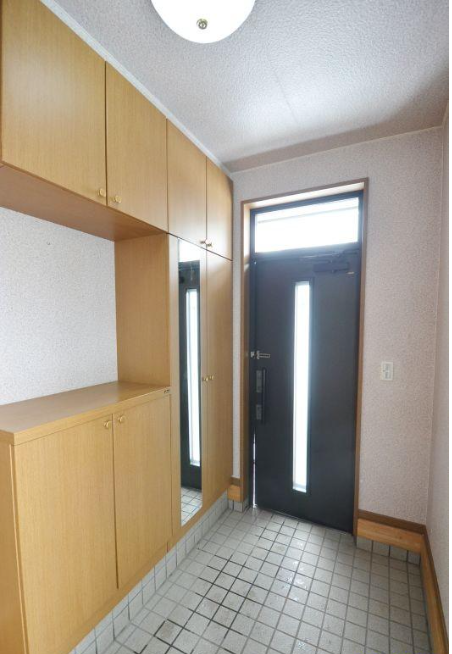 家屋玄関 2025-10-28 17.29.17